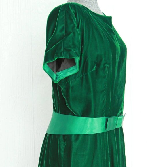 30's green velvet dress size 10 with bow belt - Picture 2 of 4
